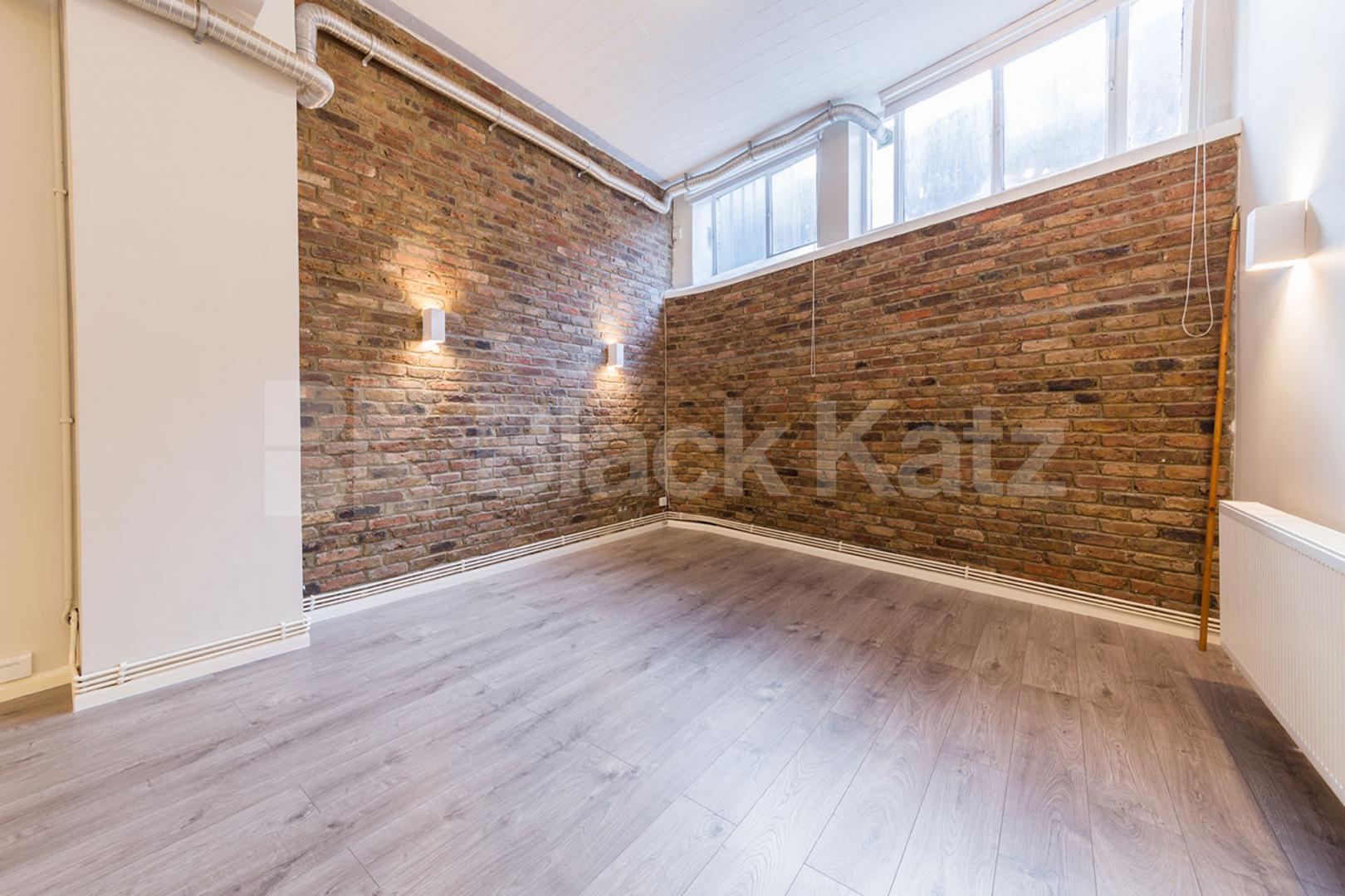 One bedroom warehouse apartment offering loft style features Eagle House, Eagle Wharf Road  , Angel / Shoreditch / Old Street